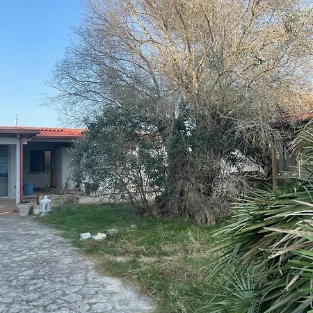 Alloggio Dechirico 公寓 莱切