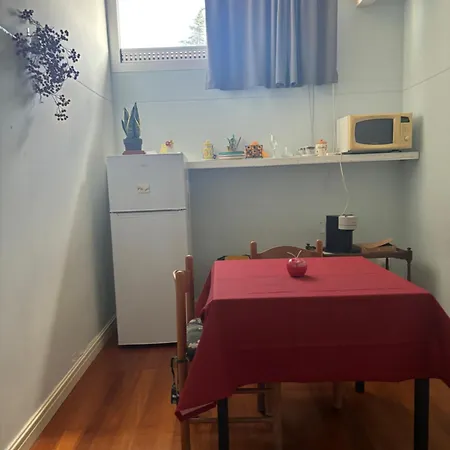 Alloggio Dechirico *